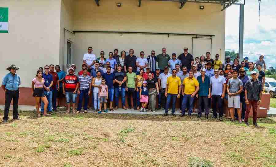 Estado entrega entreposto de frutas para produtores rurais do ramal do Pelé na Vila Pia